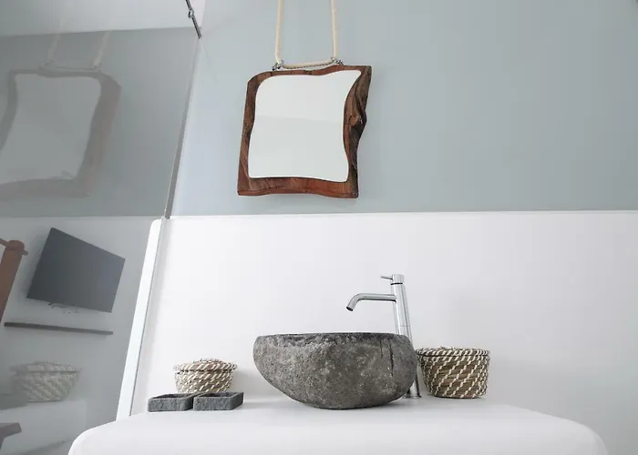 Penzion Arktos White