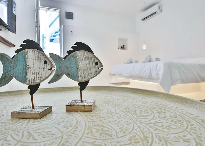 Arktos White Mykonos Town